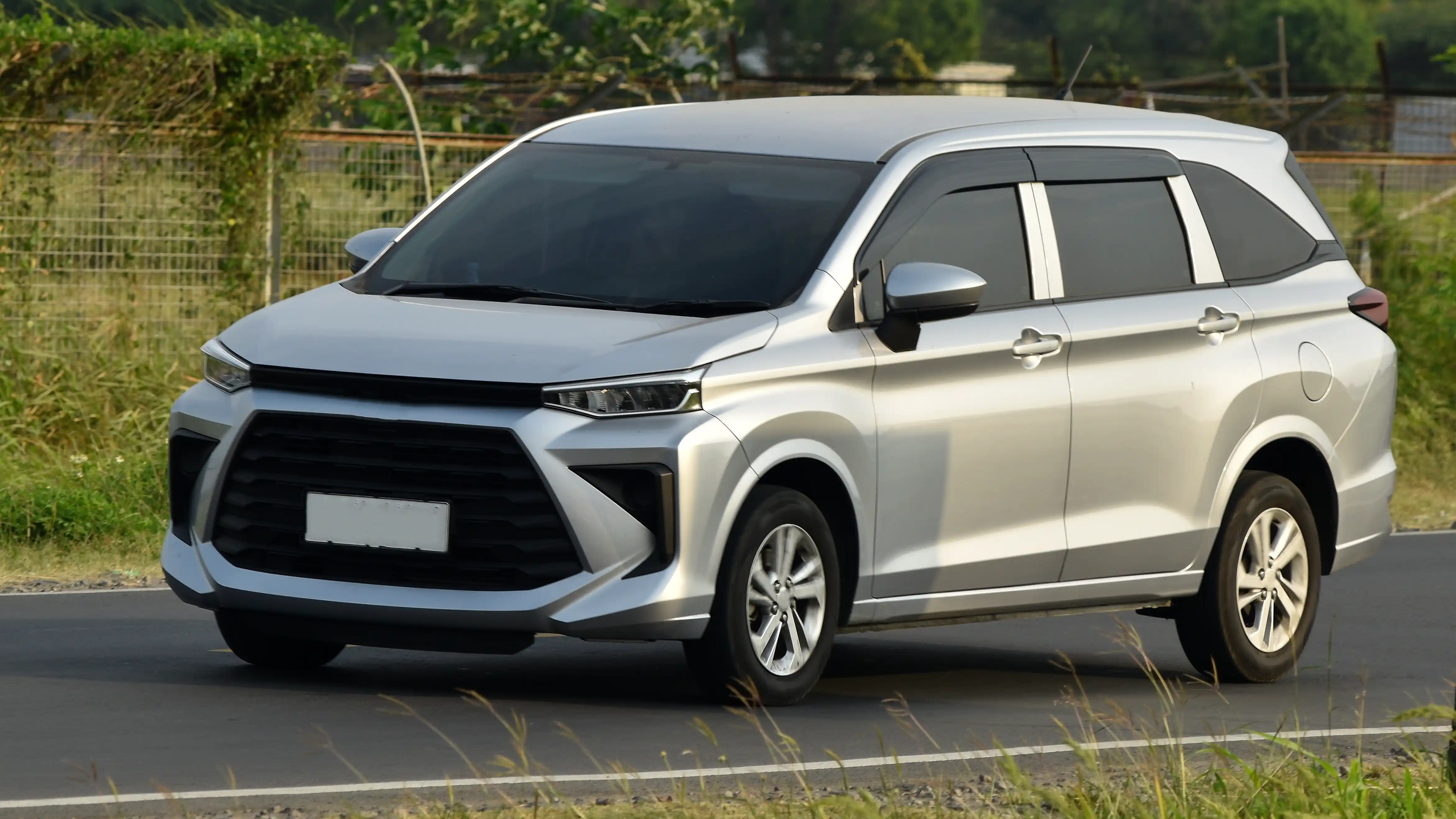Mobil Bekas Tahun Muda