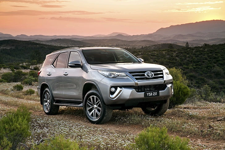 Mobil Fortuner Bekas
