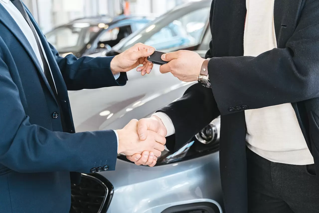 Keuntungan Menjual Mobil Bekas Sendiri