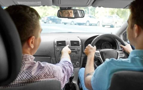 pertanyaan umum pembeli mobil bekas 