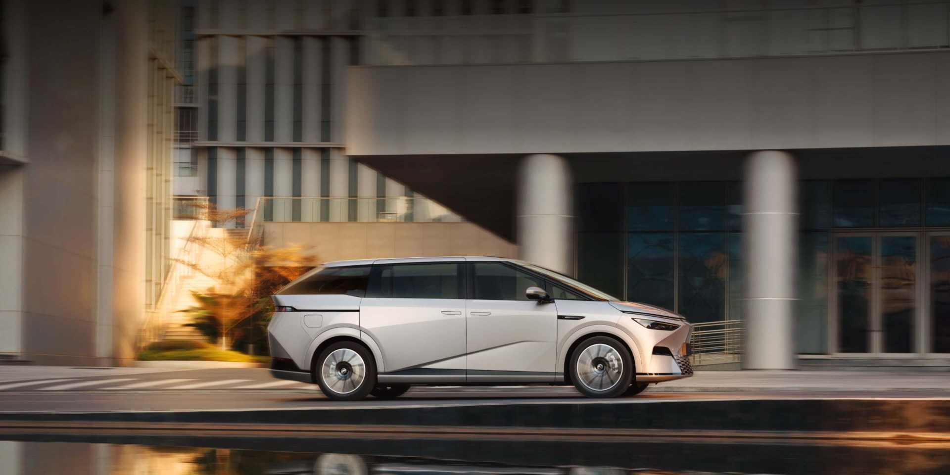 Berbagai Tipe Mobil Xpeng yang Masuk Indonesia